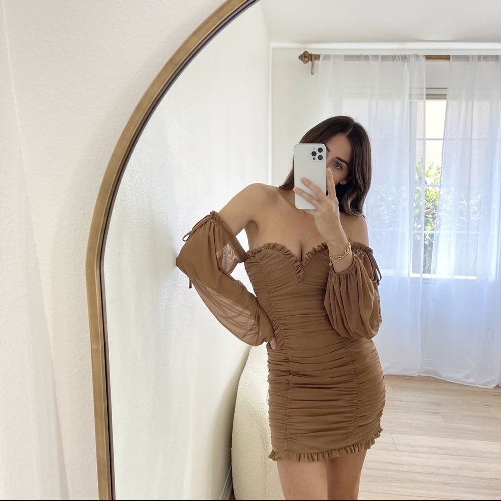 MRSALLIEXO— SOLD OUT - Picture 2 of 7
